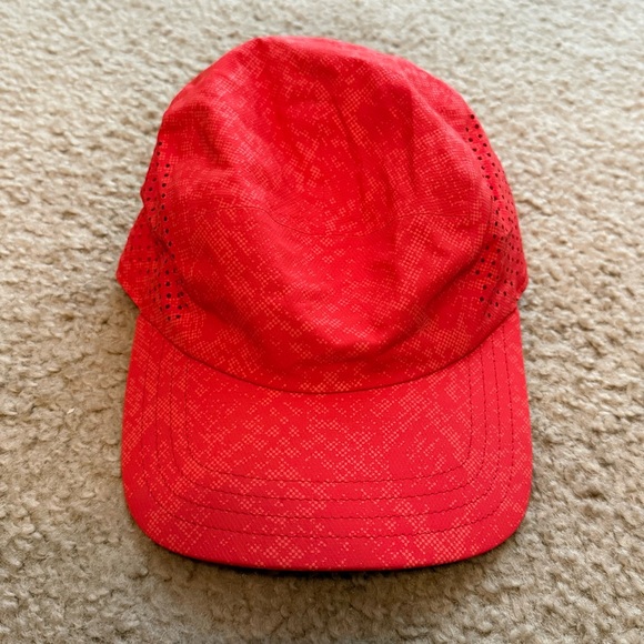 Athleta Distance Laser Cap - Picture 2 of 5